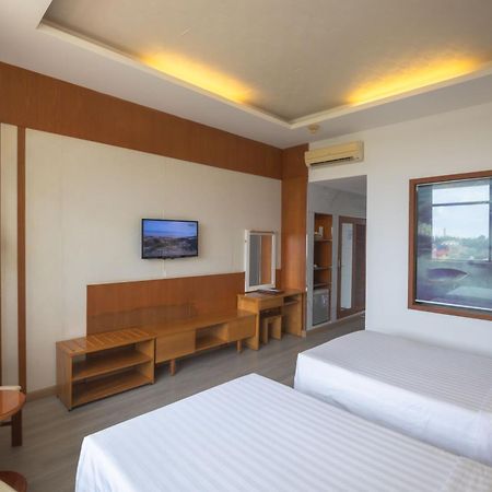 Sammy Hotel Вунгтау Экстерьер фото