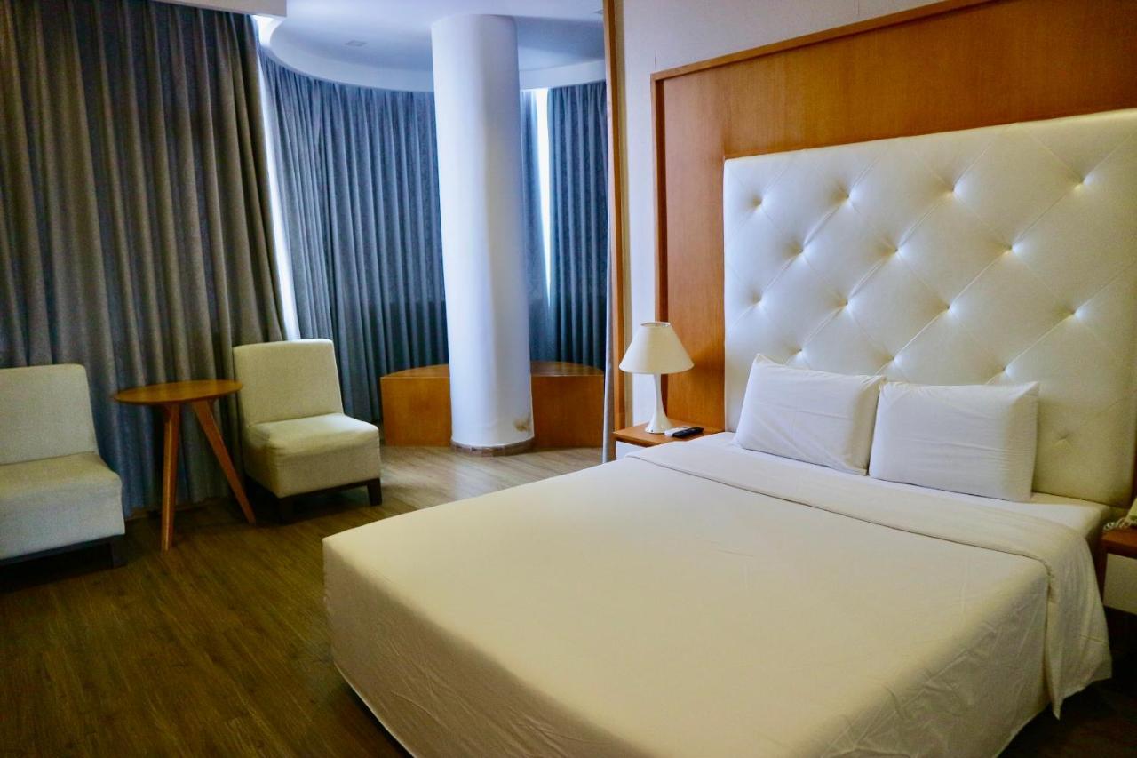 Sammy Hotel Вунгтау Экстерьер фото